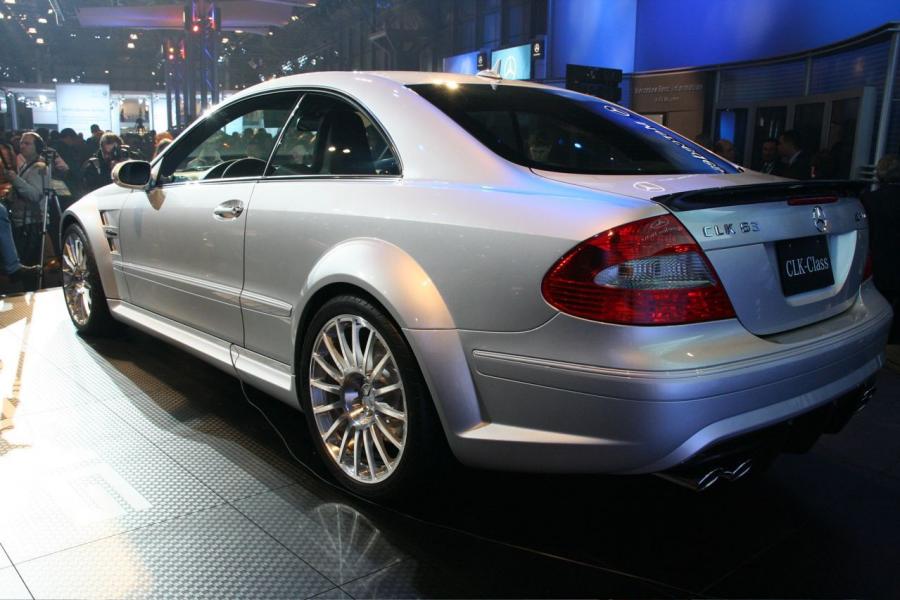  Mercedes-Benz CLK63 AMG Black Edition 2007 года  (фото 52 из 61)